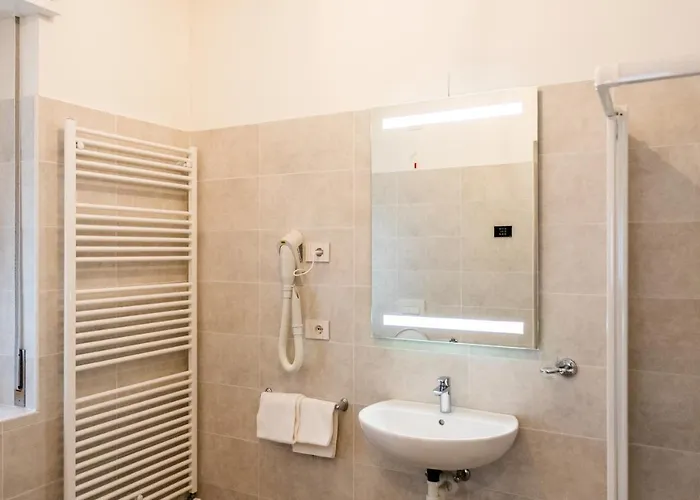 Casa San Paolo And 3* Trento