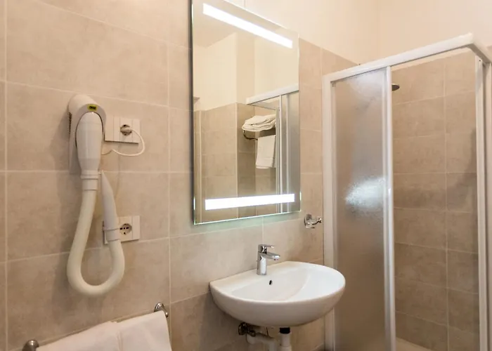 Casa San Paolo And 3* Trento